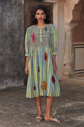 Seri Dress
